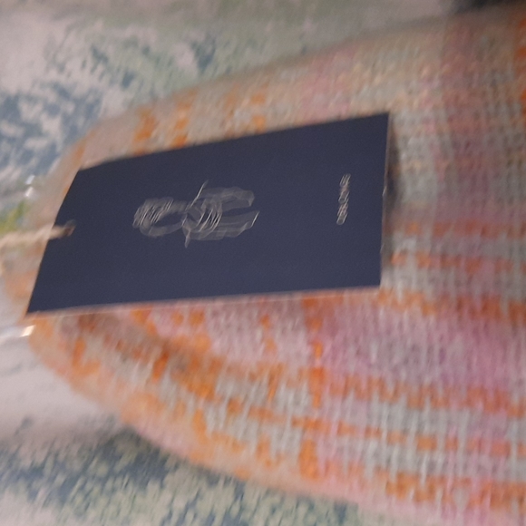 Universal threads scarf  pinks orange mint green thick cozy fall - Picture 6 of 7